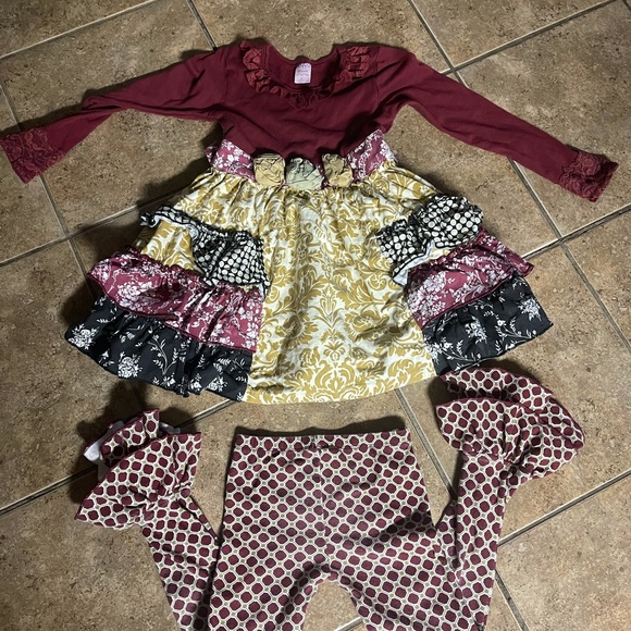 Giggle Moon Other - Girls giggle moon 2 piece size 5